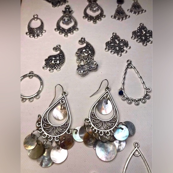200pc Tibetan Silver Chandelier Earring Bases & MORE Jewelry Diy Making Bundle - Picture 8 of 15